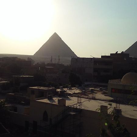 Maged Pyramids View Inn Kafrat al Jabal Bagian luar foto